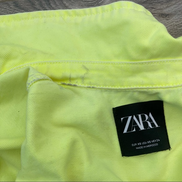 ZARA Women's Oversized Neon Yellow Full Button Front Jean Denim Jacket Size XS - Picture 11 of 13